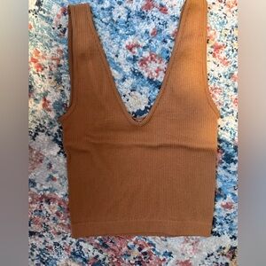 NWOT-Elegant Tan Ribbed V-Neck Tank Top